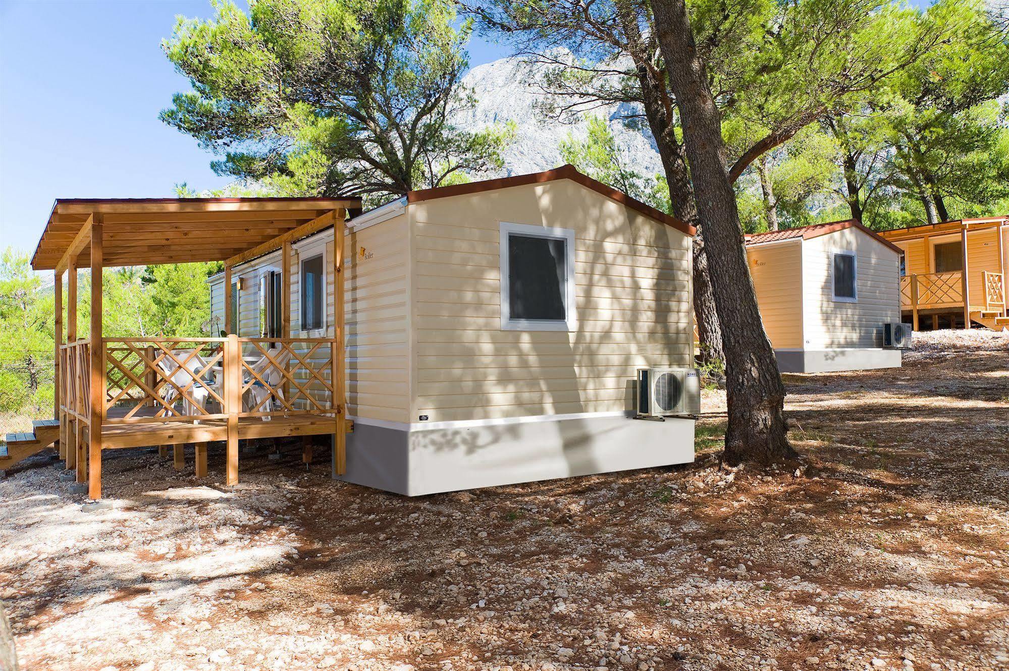 Mobile Homes Basko Polje Campground Baška Voda Kültér fotó