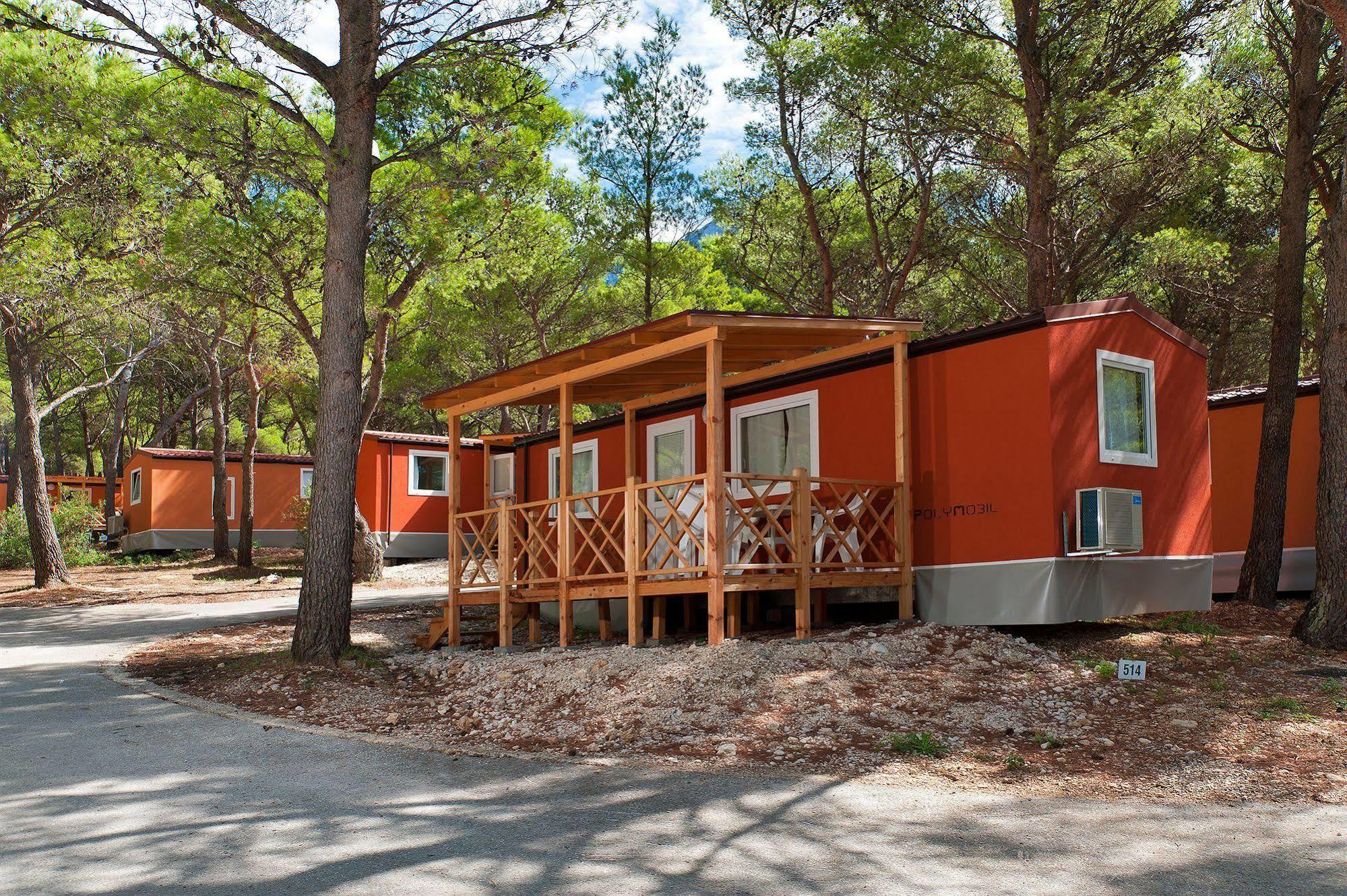 Mobile Homes Basko Polje Campground Baška Voda Kültér fotó
