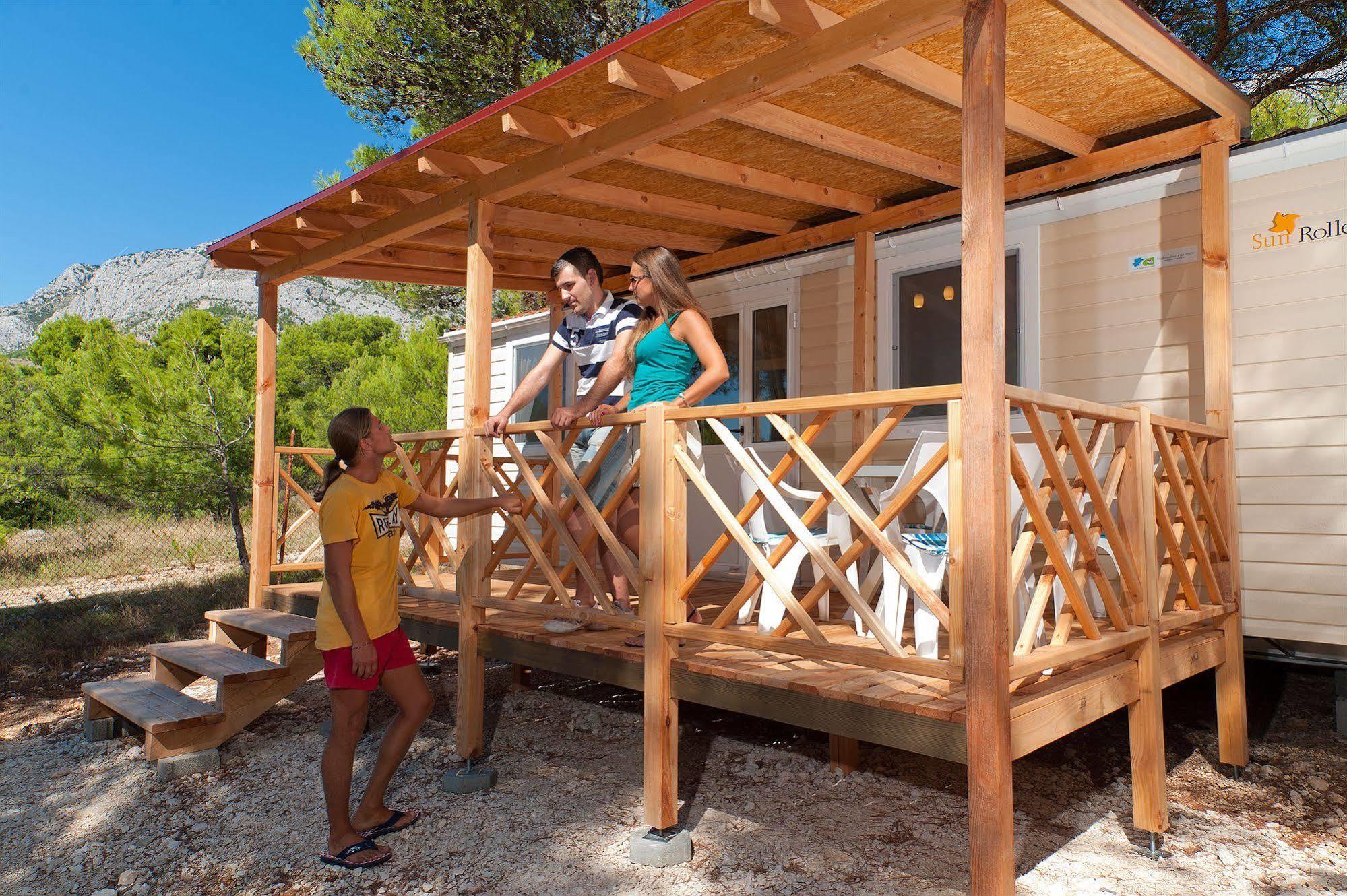Mobile Homes Basko Polje Campground Baška Voda Kültér fotó